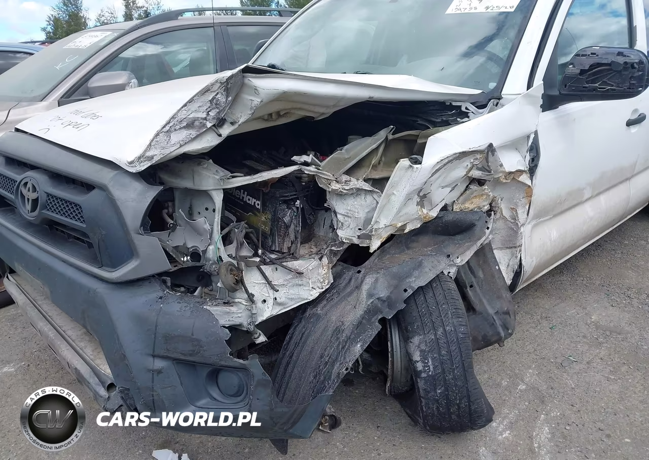 2015 Toyota Tacoma VIN:5TFTX4CN9FX055490 - 6