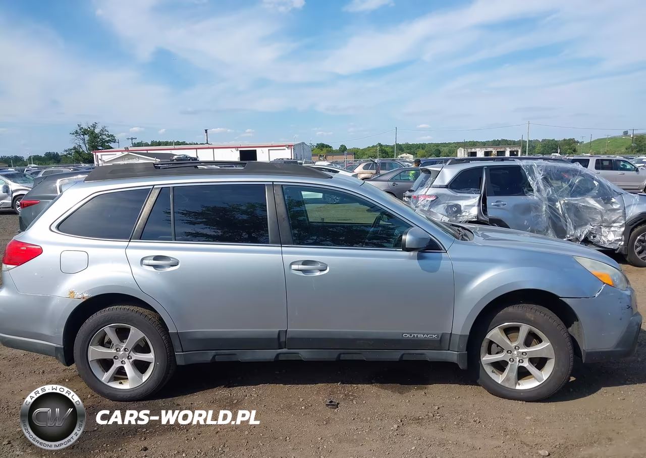 2014 Subaru Outback 2.5I Limited VIN:4S4BRBLC7E3204523 - 13