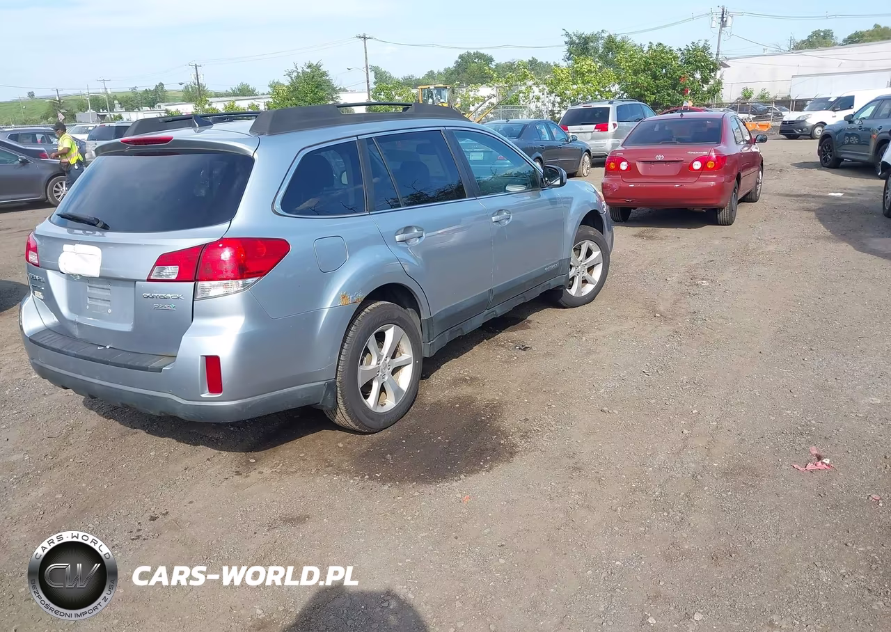2014 Subaru Outback 2.5I Limited VIN:4S4BRBLC7E3204523 - 4