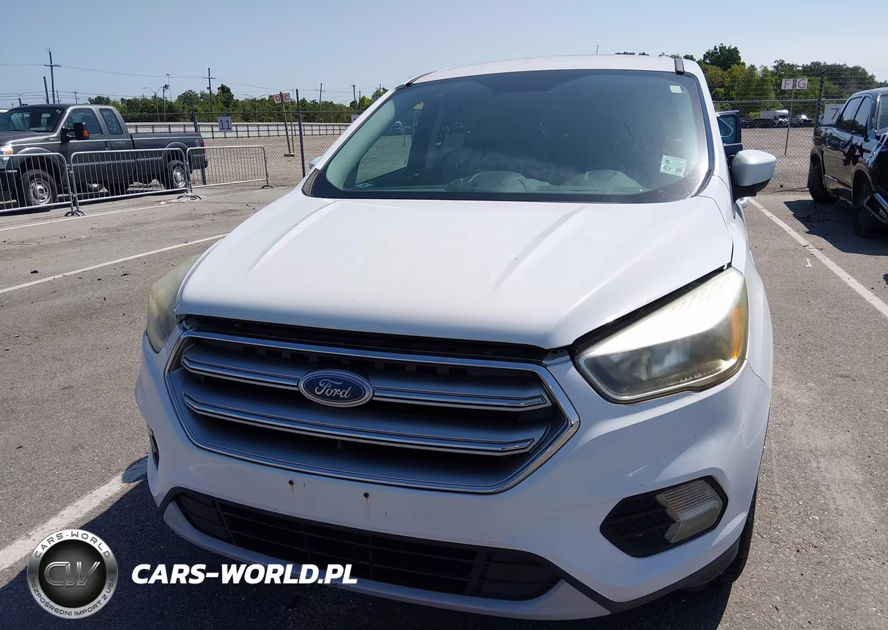 2017 Ford Escape Se VIN:1FMCU0GD4HUC27637 - 6