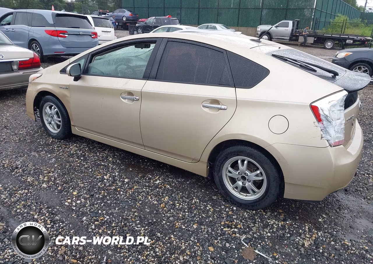 2010 Toyota Prius Iii VIN:JTDKN3DU5A1111440 - 3