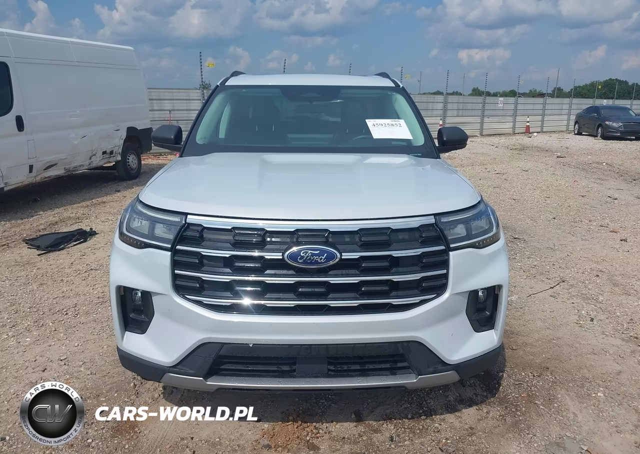 2025 Ford Explorer Active VIN:1FMUK8DH1SGB10328 - 12