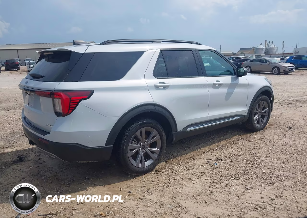 2025 Ford Explorer Active VIN:1FMUK8DH1SGB10328 - 4