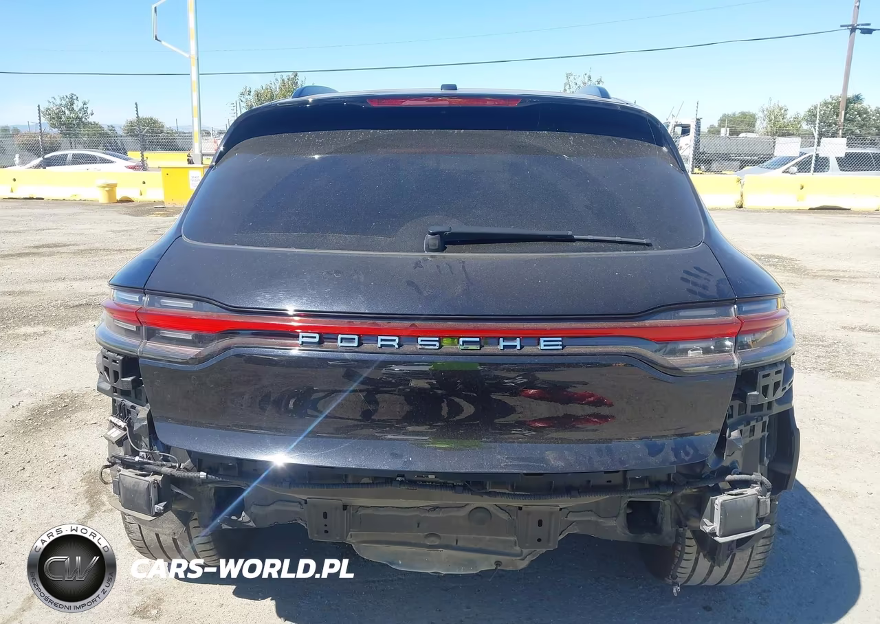 2019 Porsche Macan S VIN:WP1AB2A50KLB31613 - 17