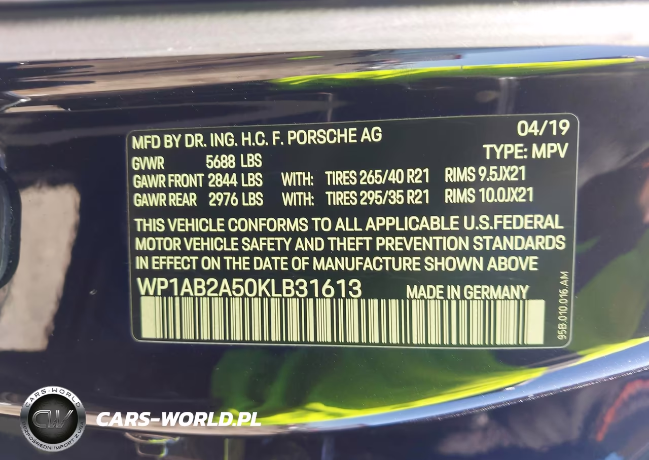 2019 Porsche Macan S VIN:WP1AB2A50KLB31613 - 9