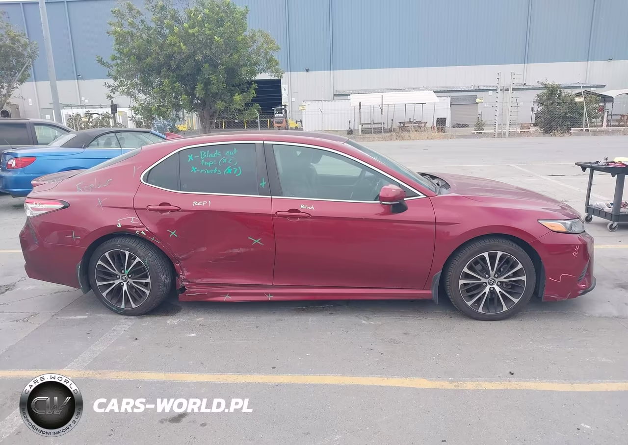 2018 Toyota Camry Se VIN:4T1B11HK6JU656663 - 13