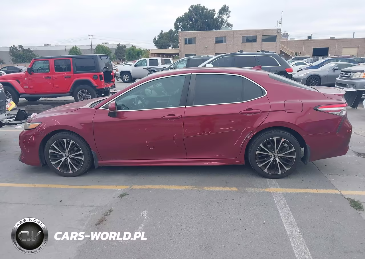 2018 Toyota Camry Se VIN:4T1B11HK6JU656663 - 14