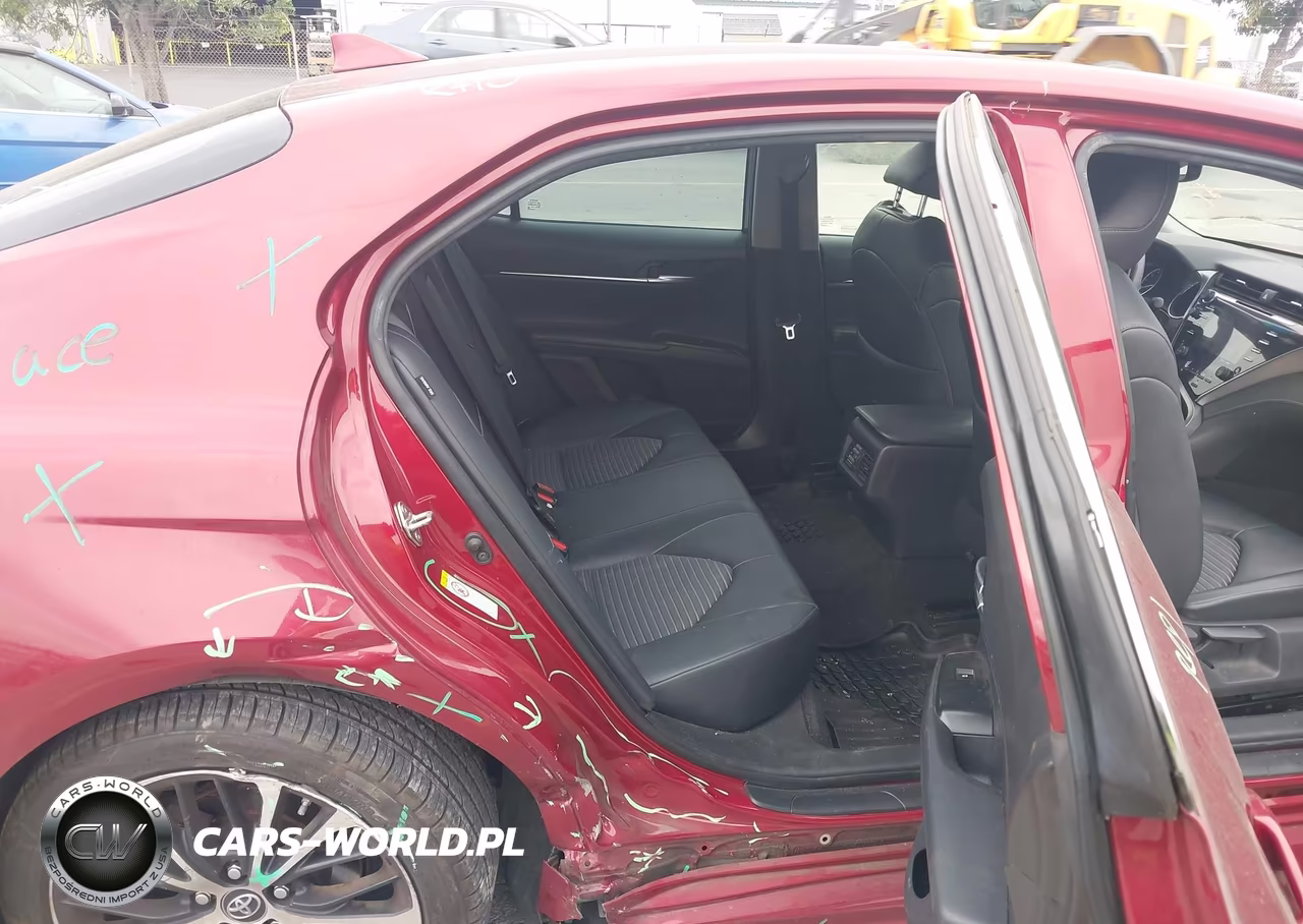 2018 Toyota Camry Se VIN:4T1B11HK6JU656663 - 8