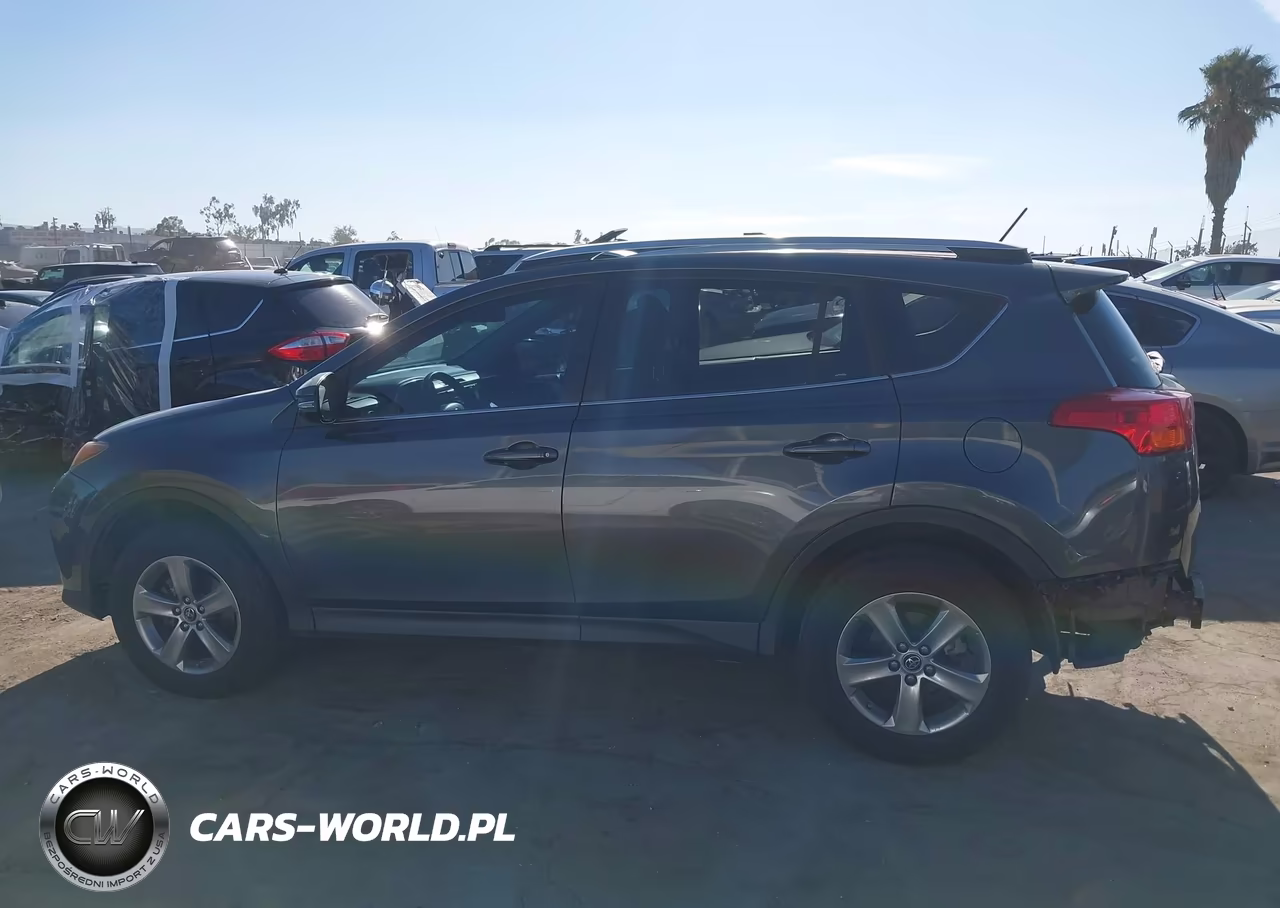 2015 Toyota Rav4 Xle VIN:JTMWFREV7FJ042265 - 15
