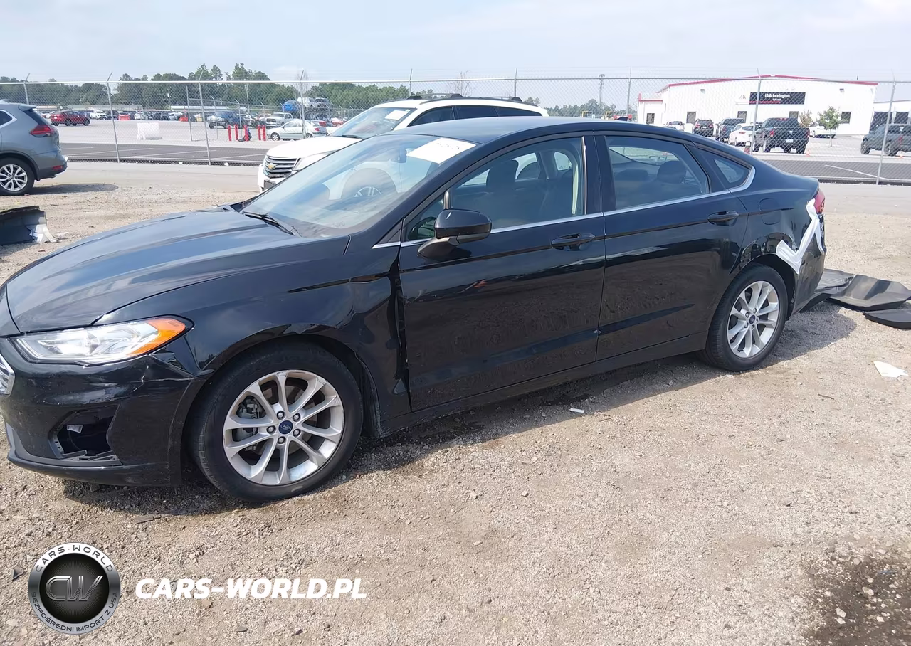 2019 Ford Fusion Se VIN:3FA6P0HD2KR246523 - 17