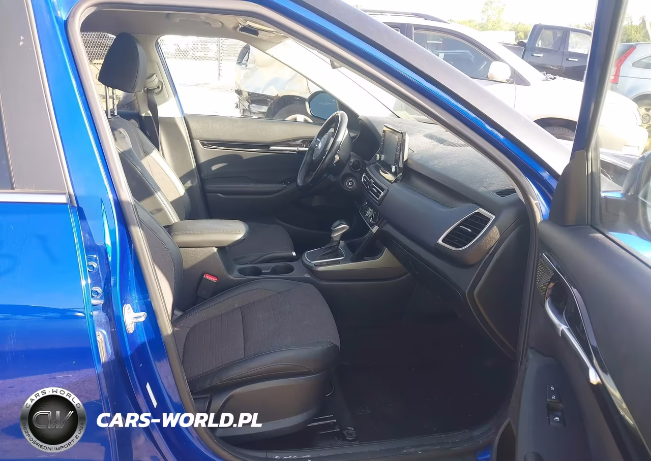 2021 Kia Seltos S VIN:KNDEU2AA8M7170424 - 5