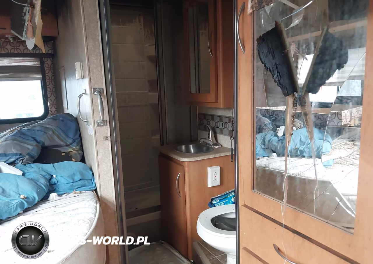2010 Freightliner Sprinter 3500 VIN:WDPPF4CC1A9456878 - 15