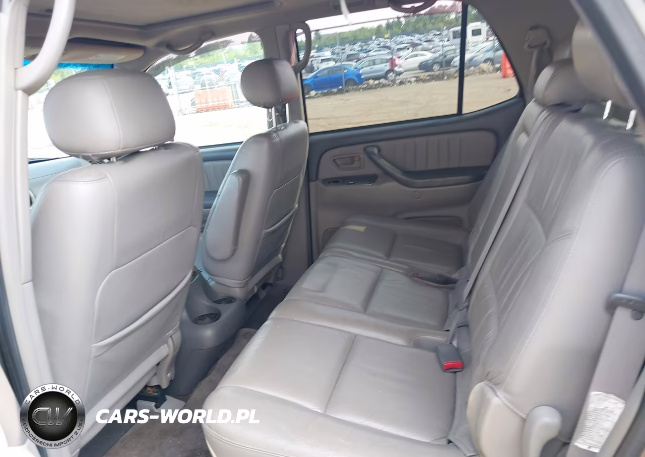 2003 Toyota Sequoia Limited V8 VIN:5TDBT48A93S179113 - 8
