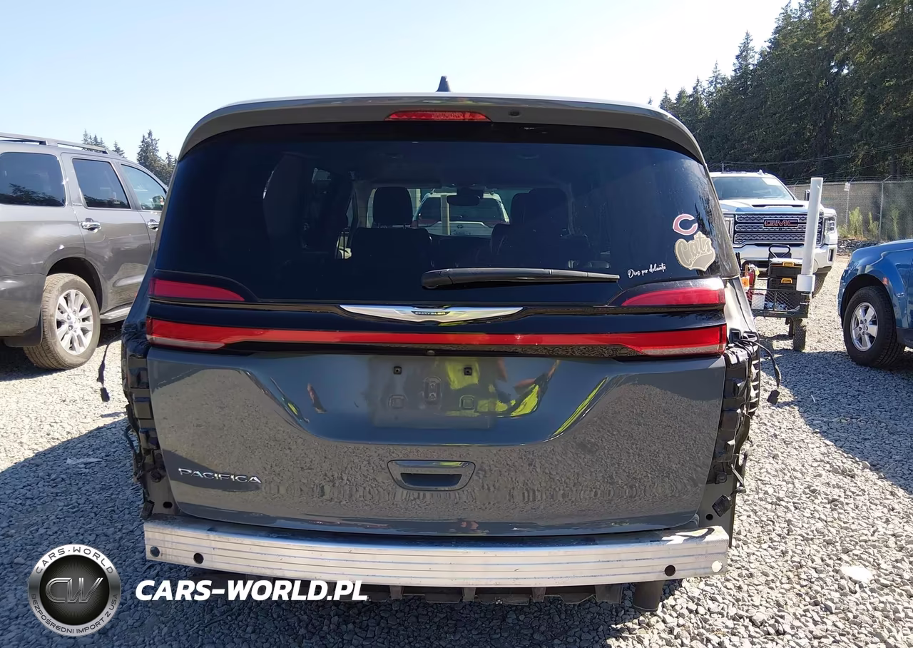 2022 Chrysler Pacifica Touring L VIN:2C4RC1BG6NR127637 - 17