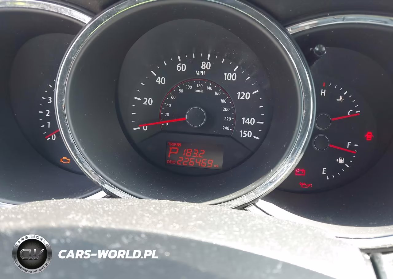 2011 Kia Sorento Lx VIN:5XYKT3A15BG041942 - 7