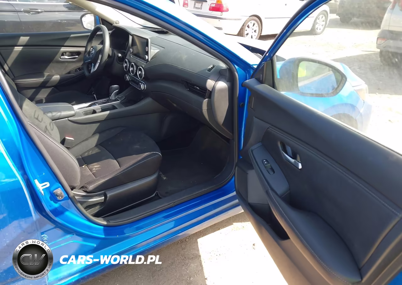 2025 Nissan Sentra Sv VIN:3N1AB8CV5SY300696 - 5
