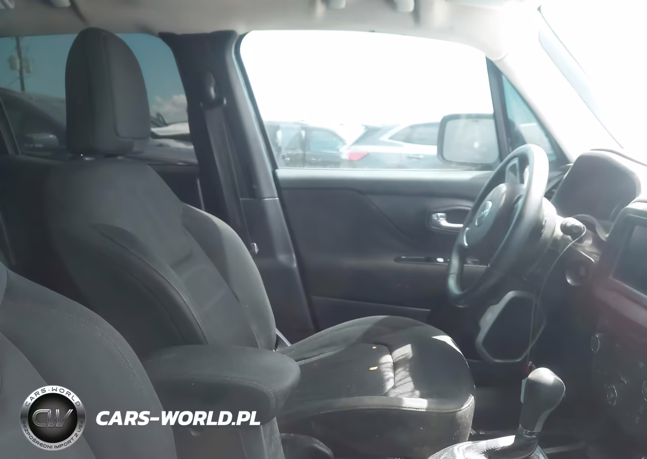 2018 Jeep Renegade Latitude Fwd VIN:ZACCJABB8JPH81473 - 5