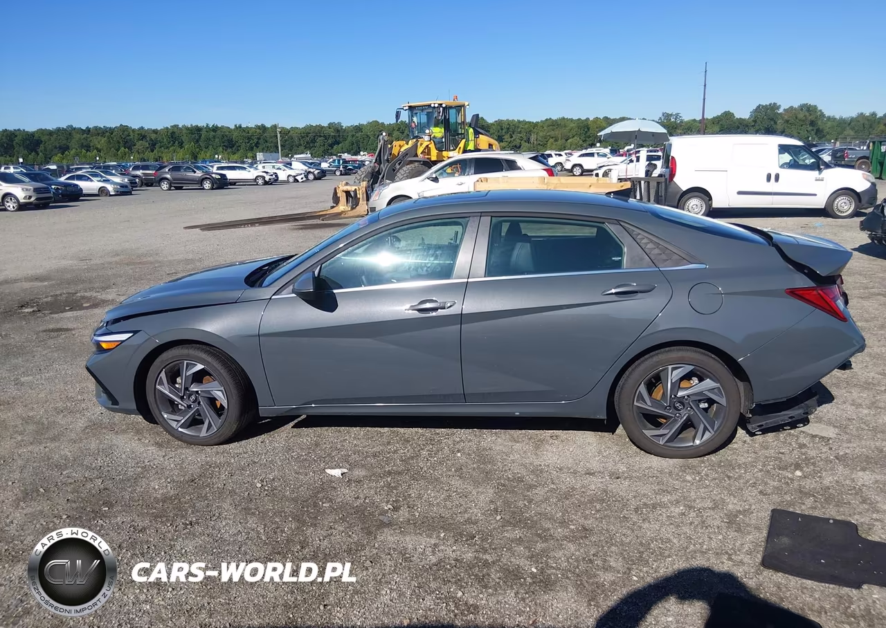 2026 Hyundai Elantra Limited VIN:KMHLP4DG7TU117865 - 15