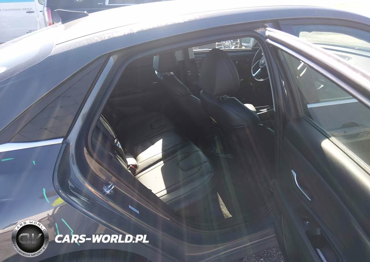 2026 Hyundai Elantra Limited VIN:KMHLP4DG7TU117865 - 8