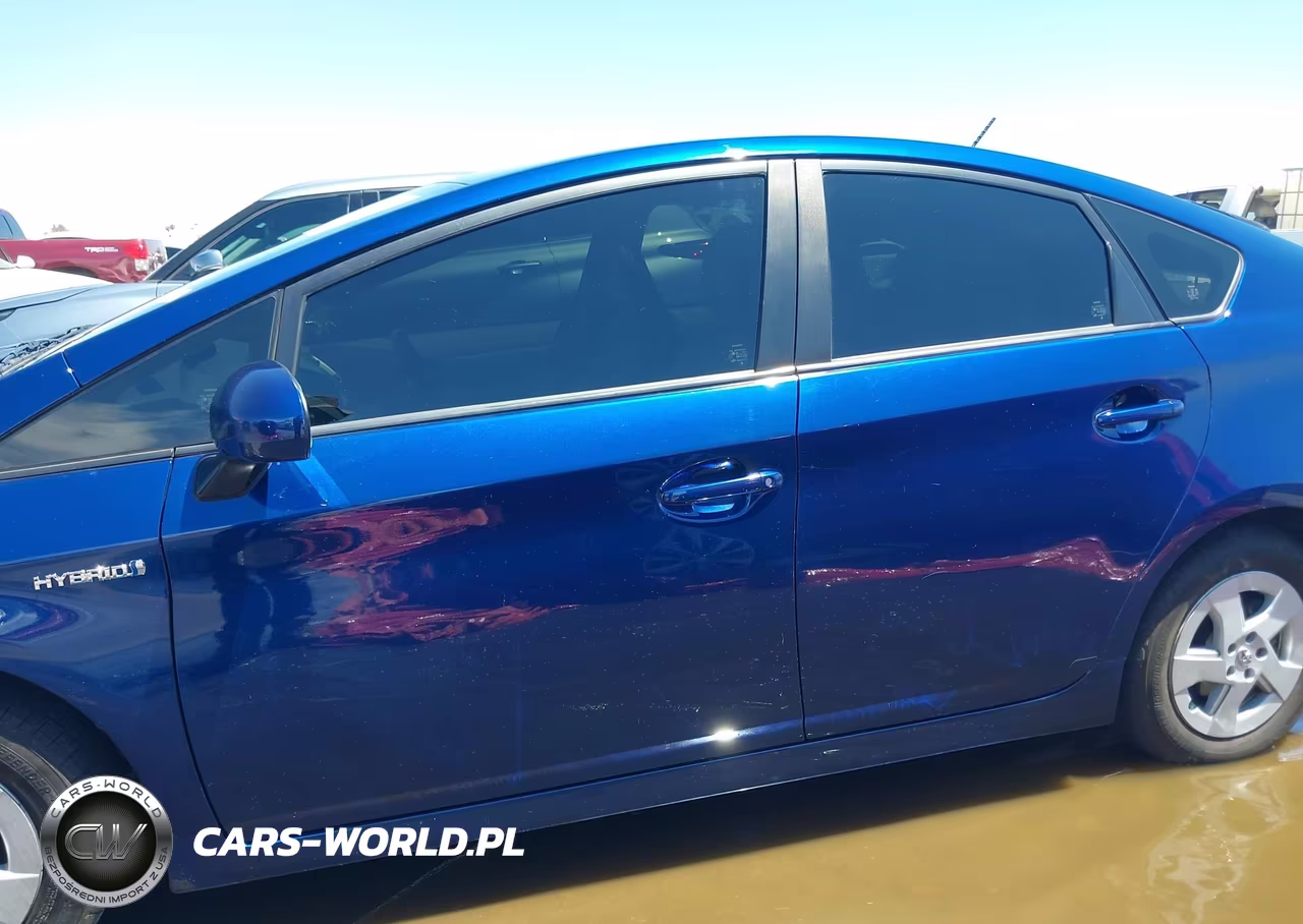 2011 Toyota Prius Three VIN:JTDKN3DU0B1410707 - 14