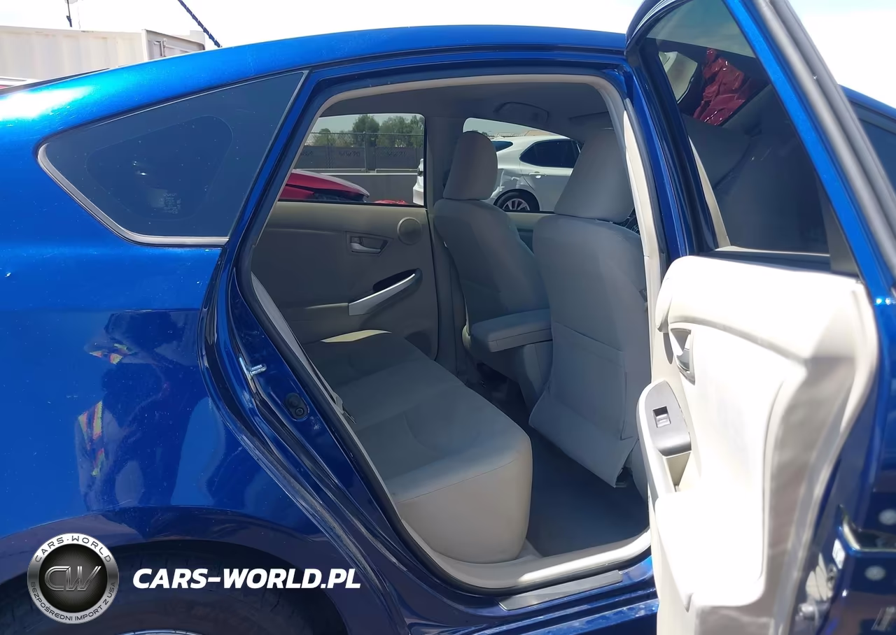 2011 Toyota Prius Three VIN:JTDKN3DU0B1410707 - 8