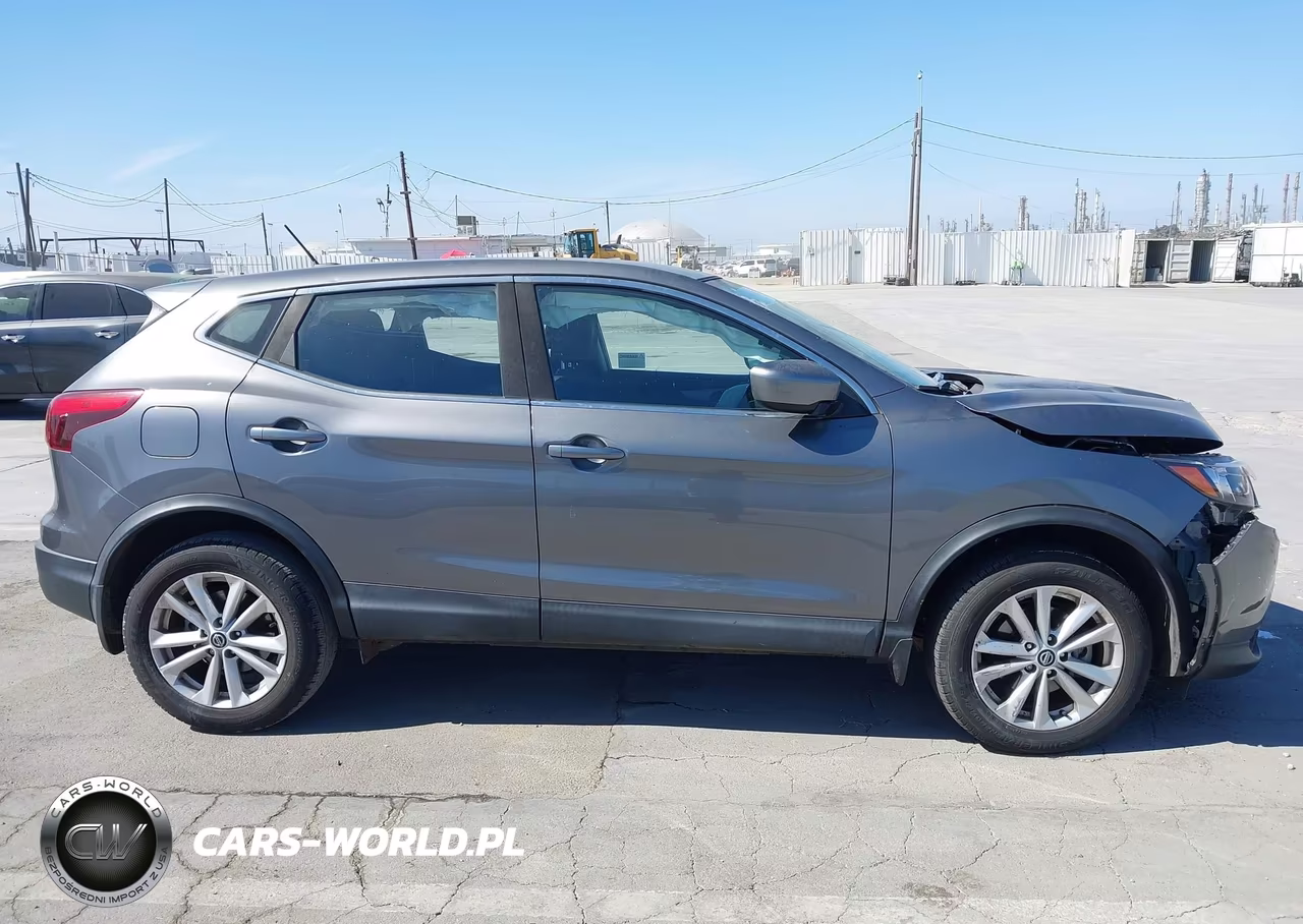 2019 Nissan Rogue Sport S VIN:JN1BJ1CP3KW235774 - 17