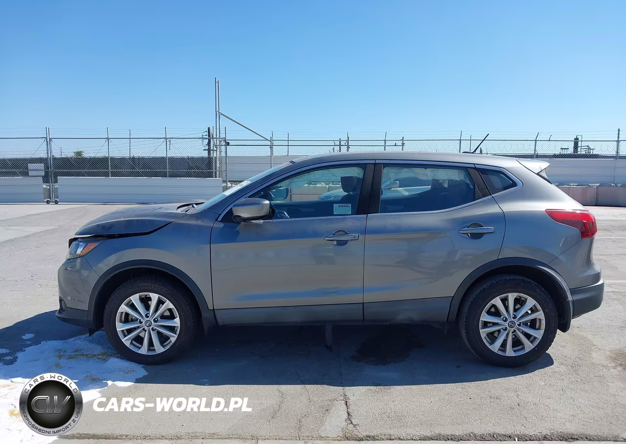 2019 Nissan Rogue Sport S VIN:JN1BJ1CP3KW235774 - 18