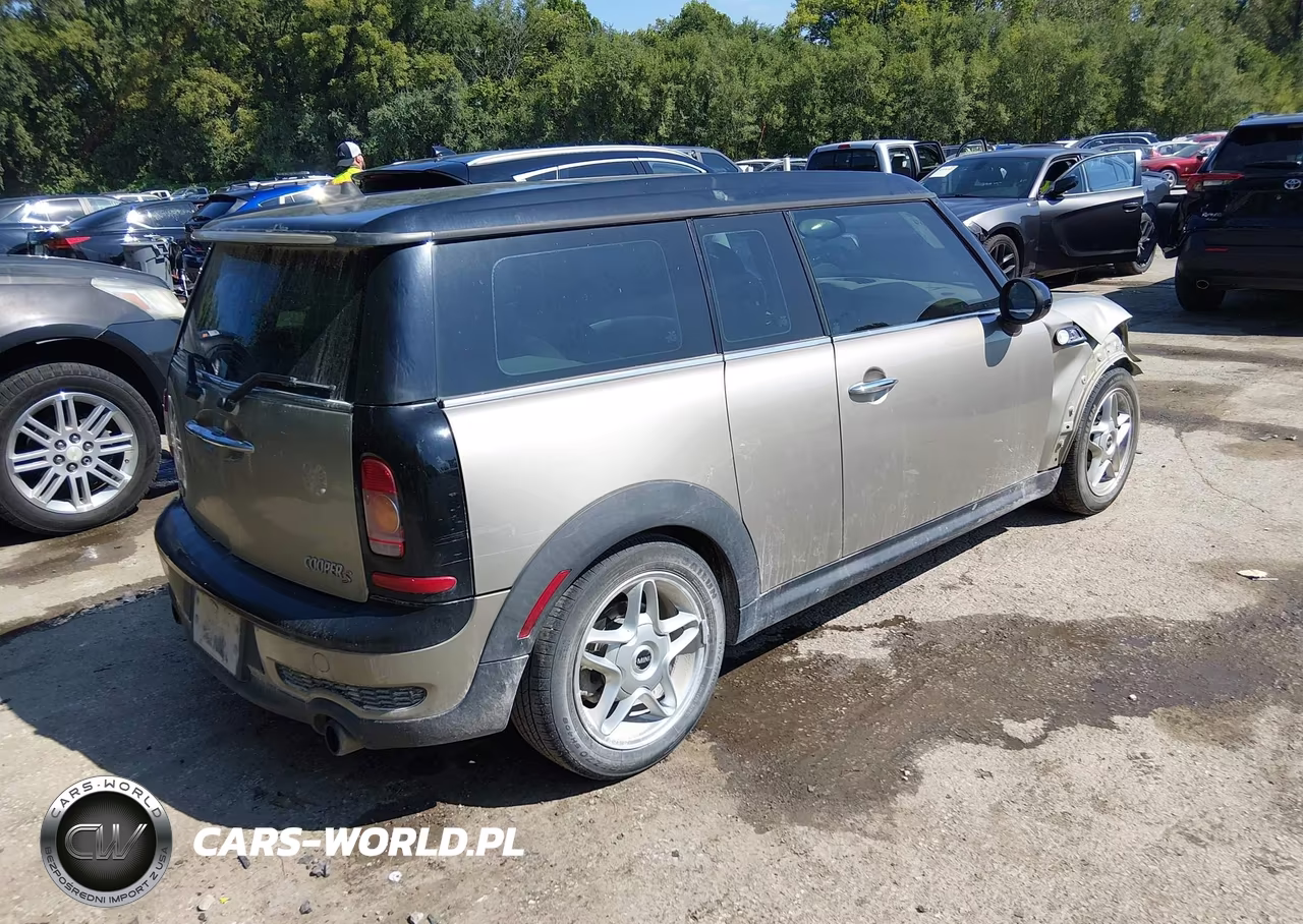 2009 Mini Cooper S Clubman VIN:WMWMM33599TP93497 - 4