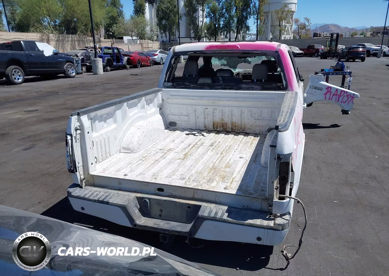 2018 Ford F-150 Xlt VIN:1FTEW1CG1JKG06223 - 17