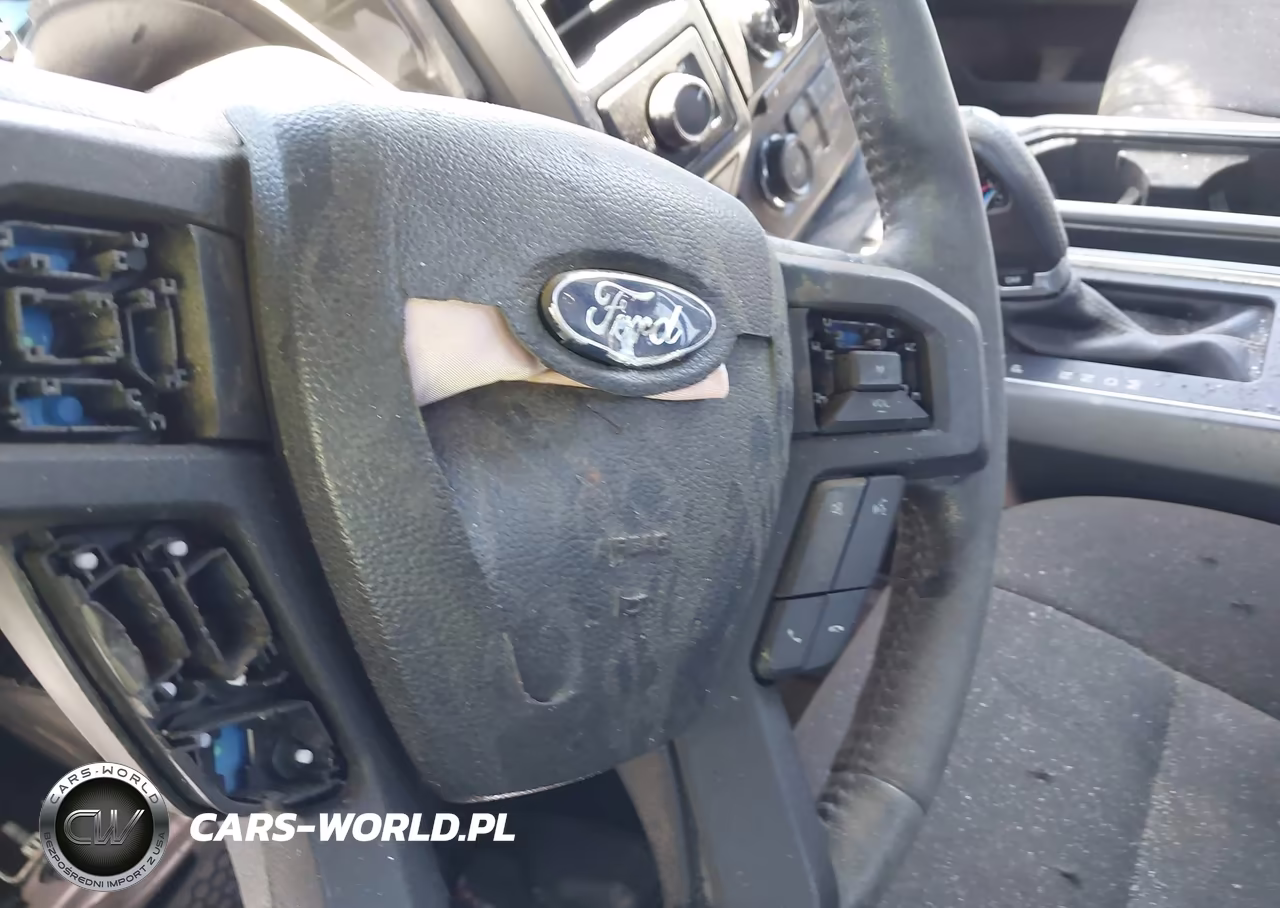 2018 Ford F-150 Xlt VIN:1FTEW1CG1JKG06223 - 19
