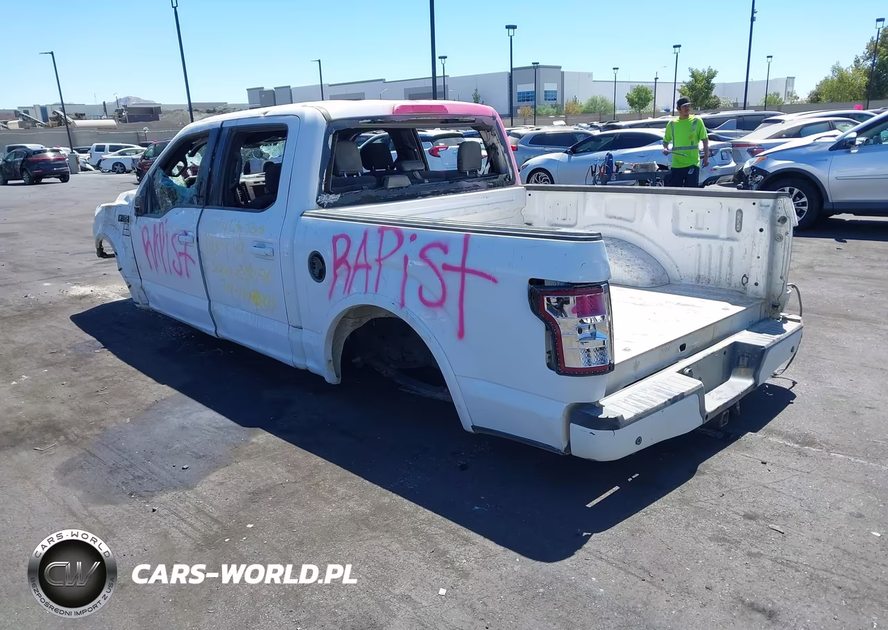 2018 Ford F-150 Xlt VIN:1FTEW1CG1JKG06223 - 3