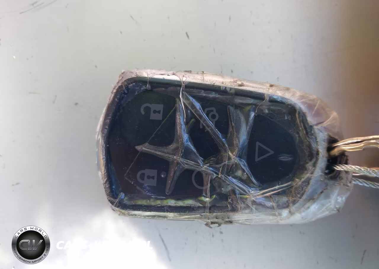 2016 Hyundai Sonata Hybrid Limited VIN:KMHE34L15GA029857 - 11