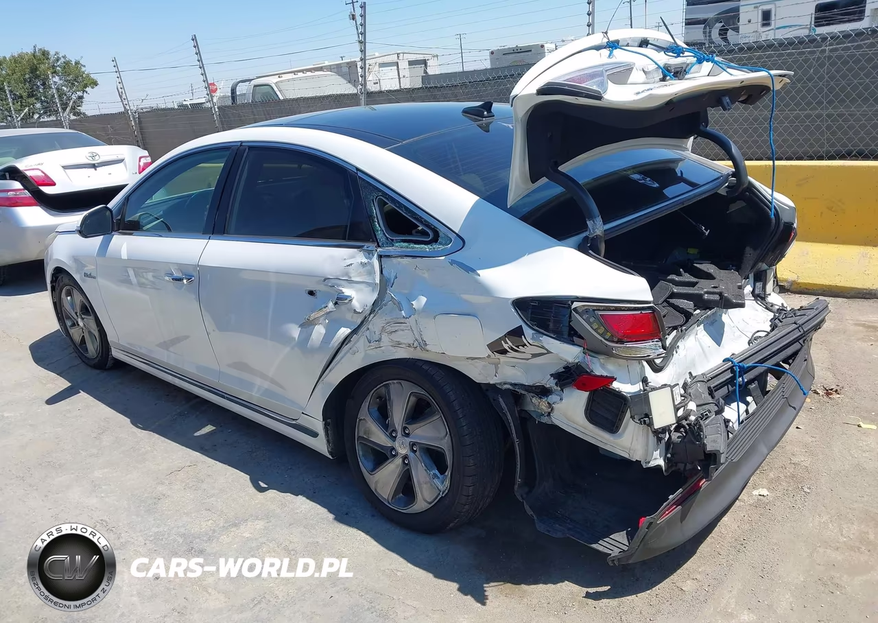 2016 Hyundai Sonata Hybrid Limited VIN:KMHE34L15GA029857 - 3