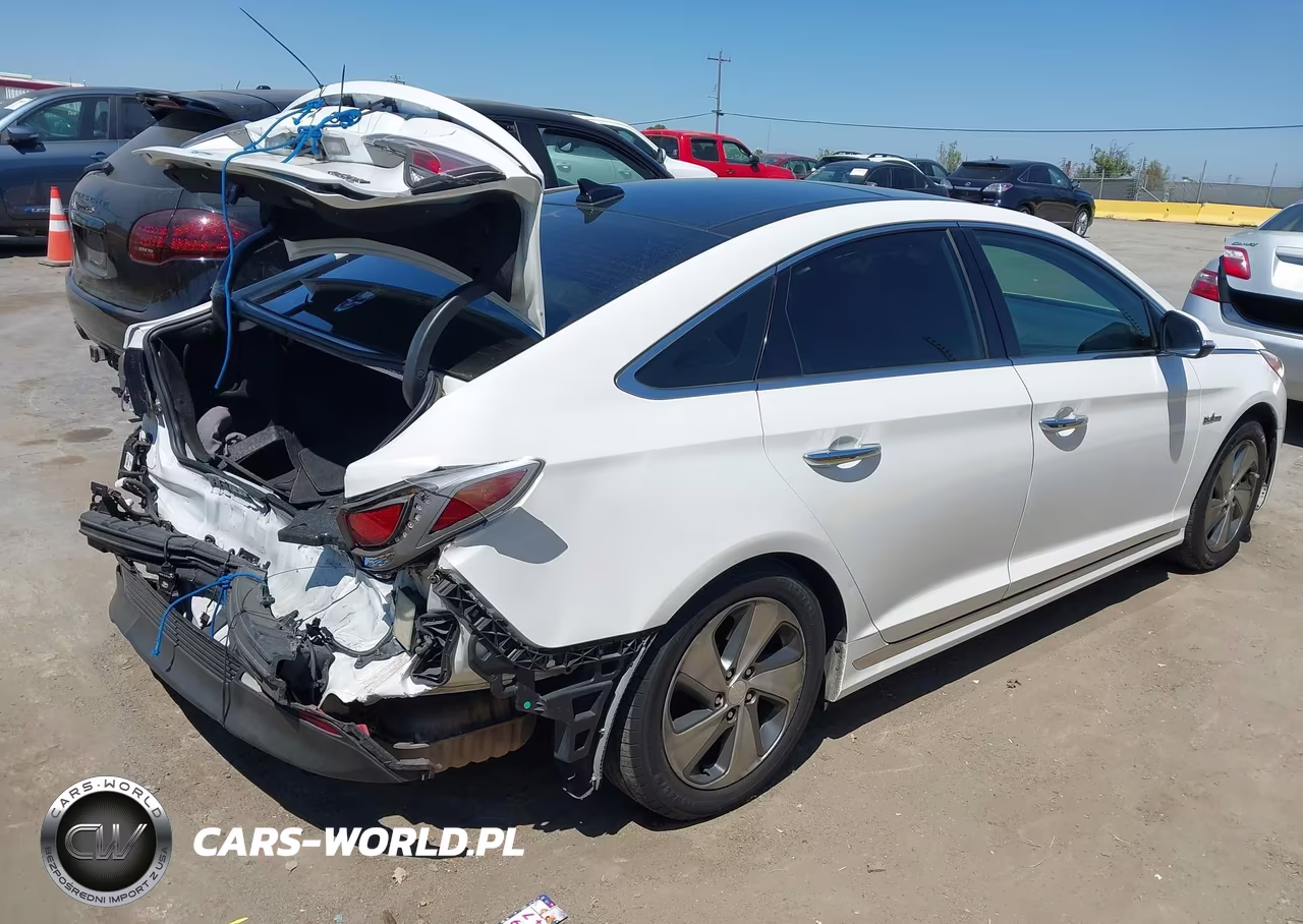 2016 Hyundai Sonata Hybrid Limited VIN:KMHE34L15GA029857 - 4