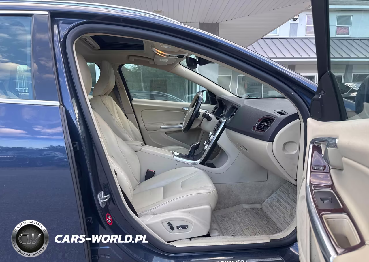 2015 Volvo V60 Premier VIN:YV140MEK6F1254733 - 5