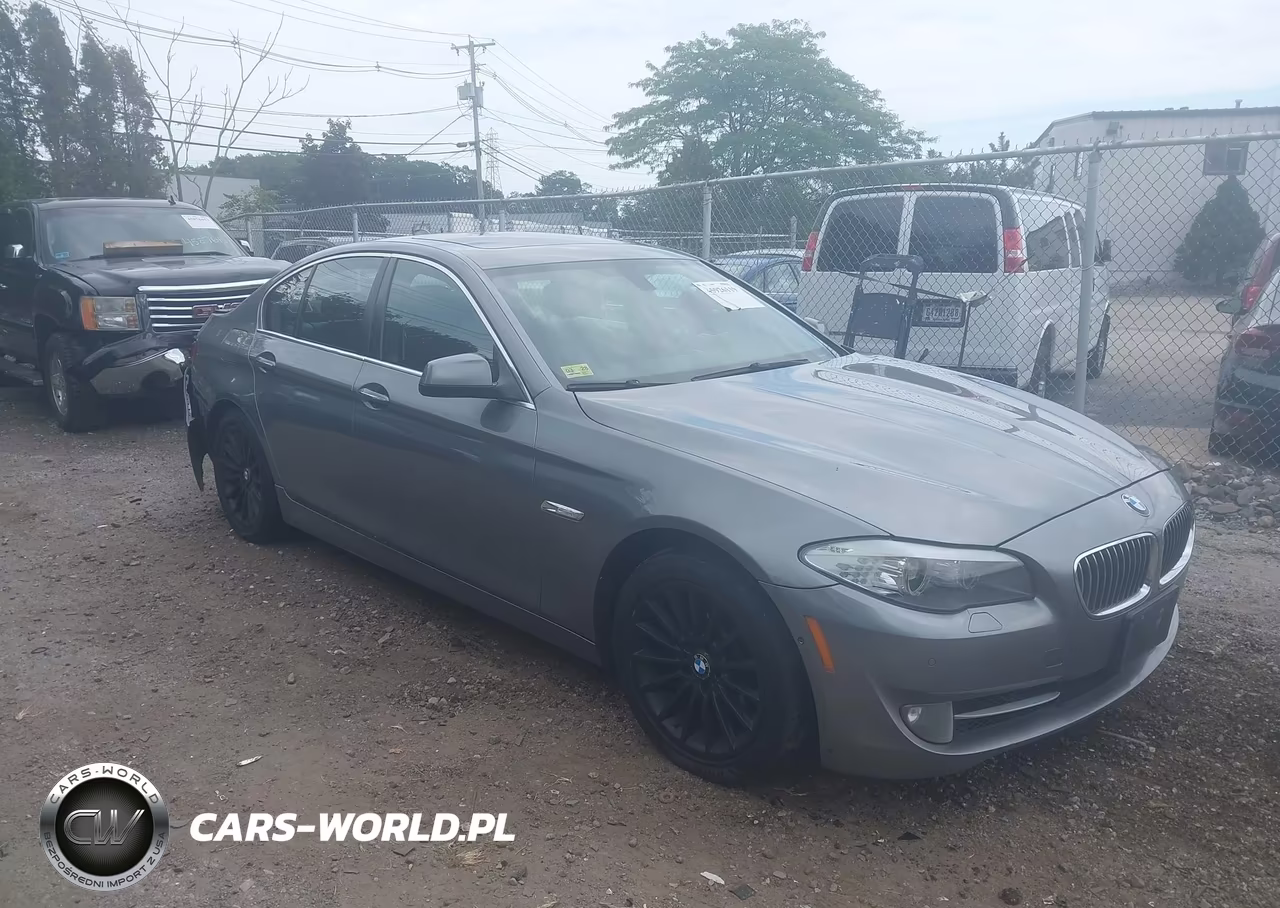 2013 BMW 535I xDrive – zdjęcie 1 z 16