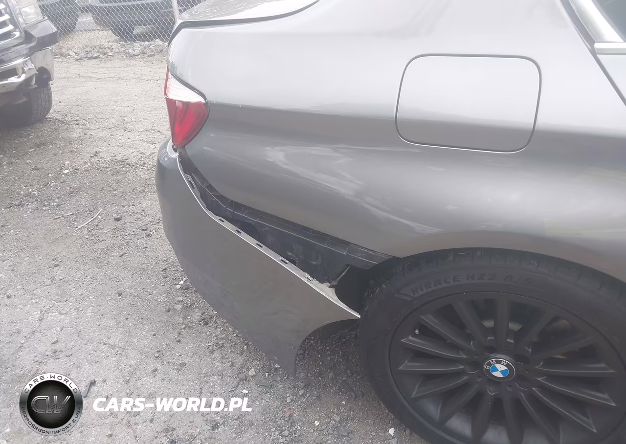 2013 BMW 535I xDrive VIN:WBAFU7C51DDU74002 - 13