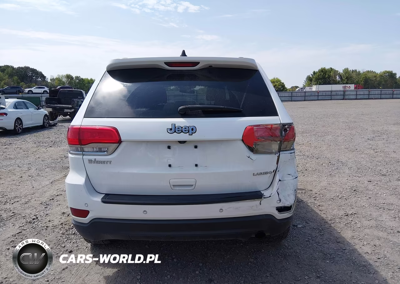 2018 Jeep Grand Cherokee Laredo E 4X2 VIN:1C4RJEAG2JC442744 - 17