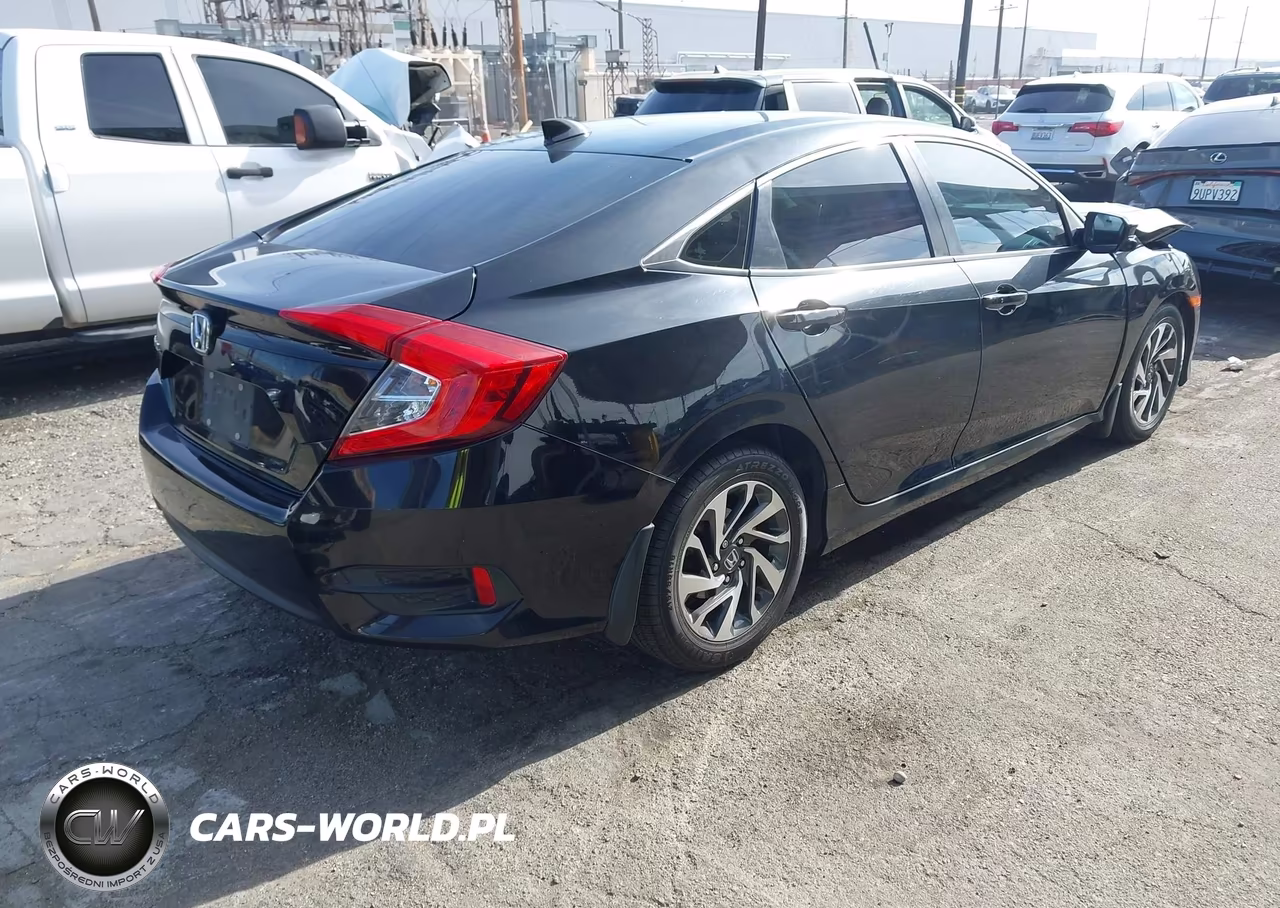 2017 Honda Civic Ex VIN:19XFC2F76HE211109 - 4
