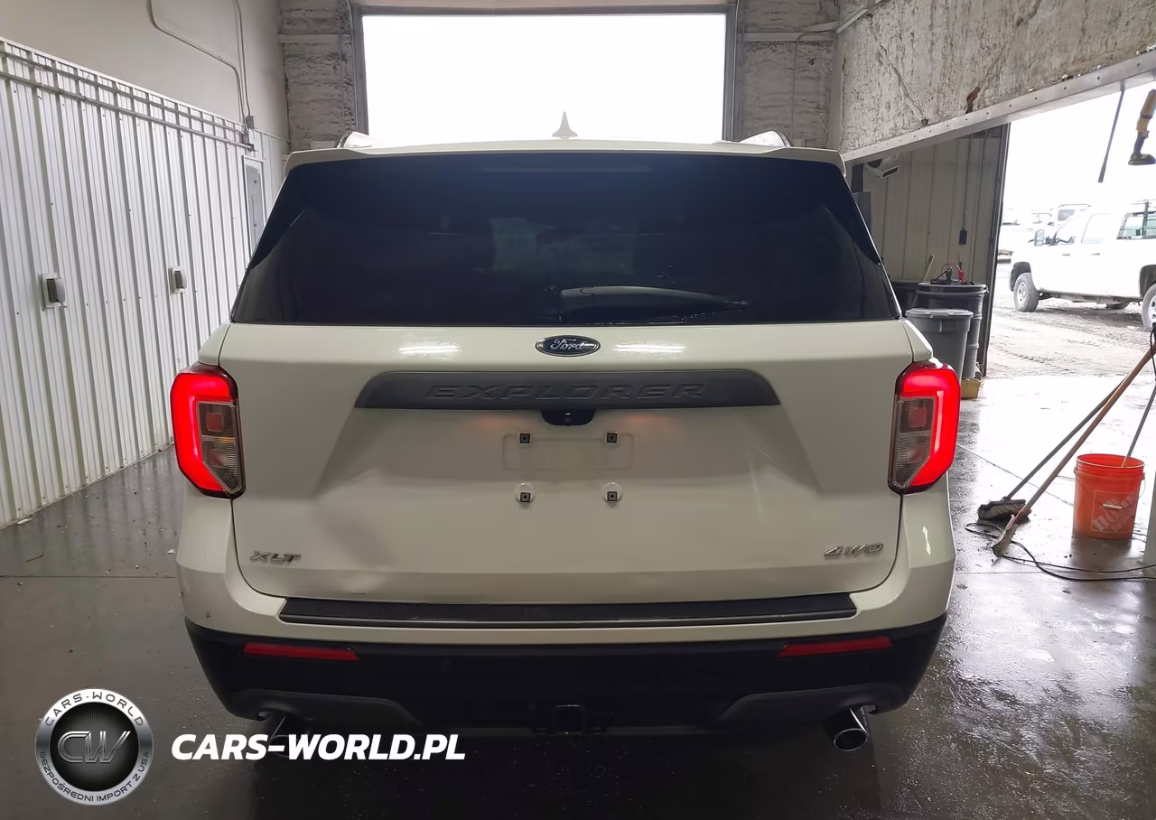 2021 Ford Explorer Xlt VIN:1FMSK8DH1MGA17464 - 16