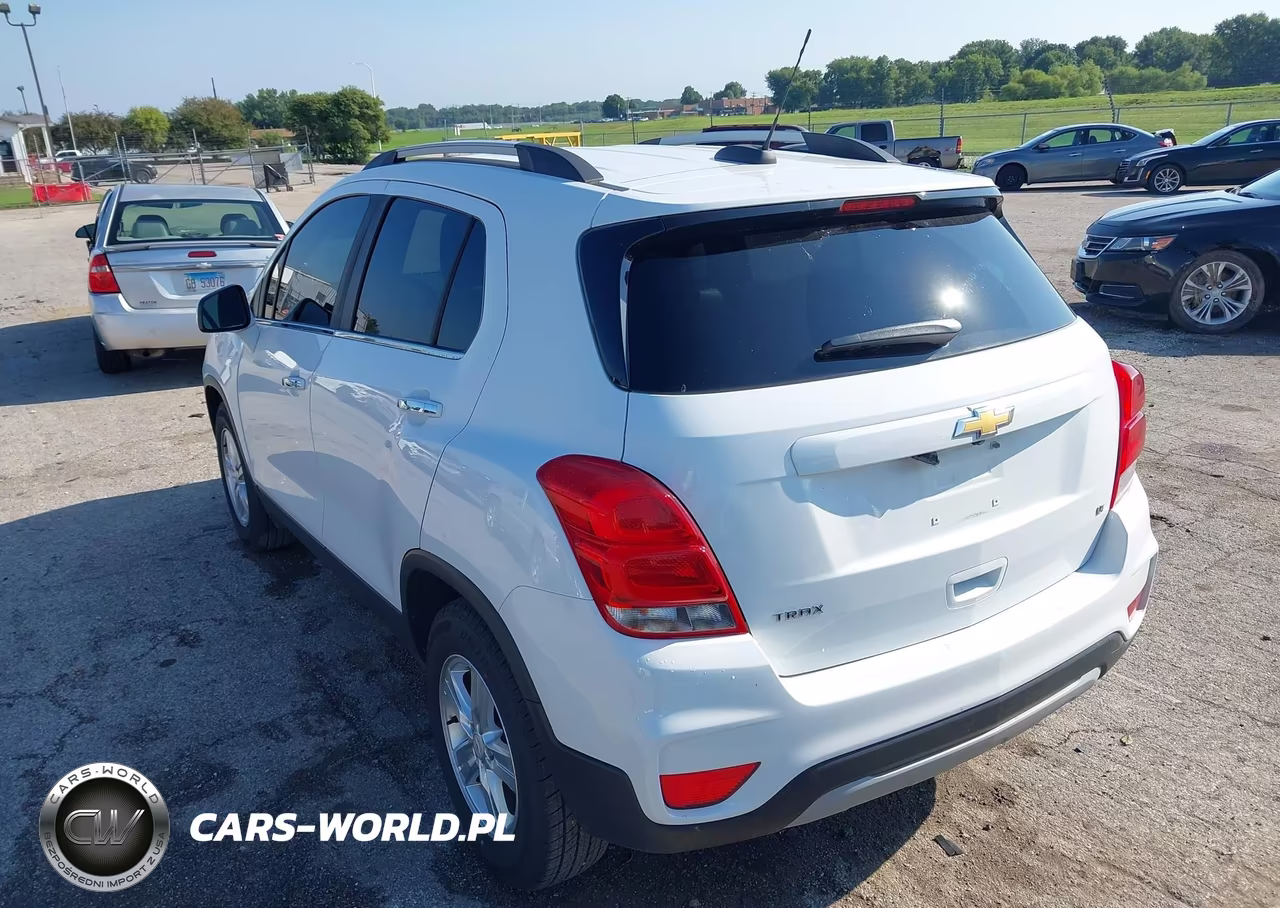 2019 Chevrolet Trax Lt VIN:KL7CJLSB5KB823456 - 3