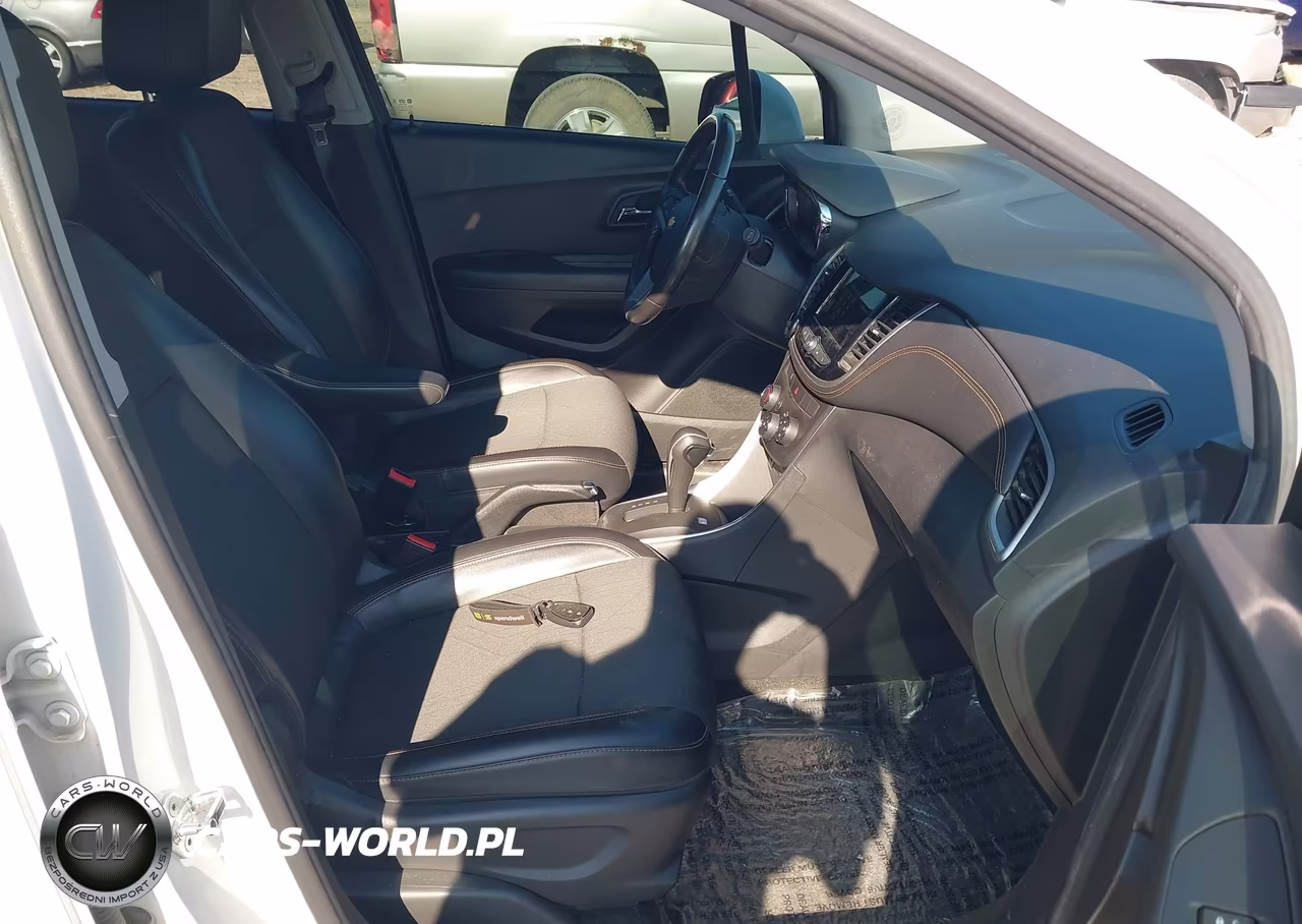 2019 Chevrolet Trax Lt VIN:KL7CJLSB5KB823456 - 5
