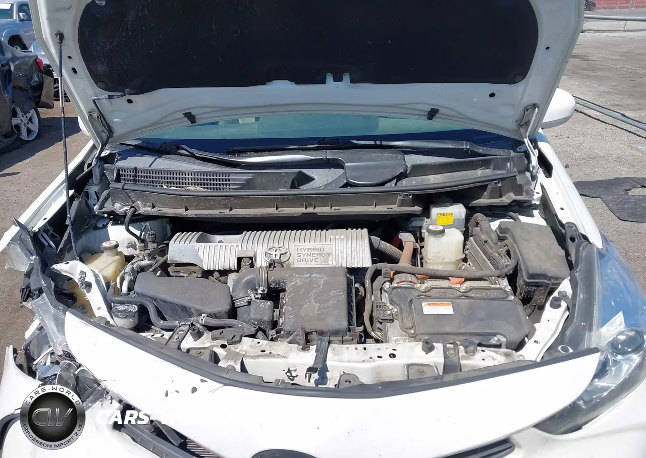 2017 Toyota Prius V Four VIN:JTDZN3EU1HJ062082 - 10
