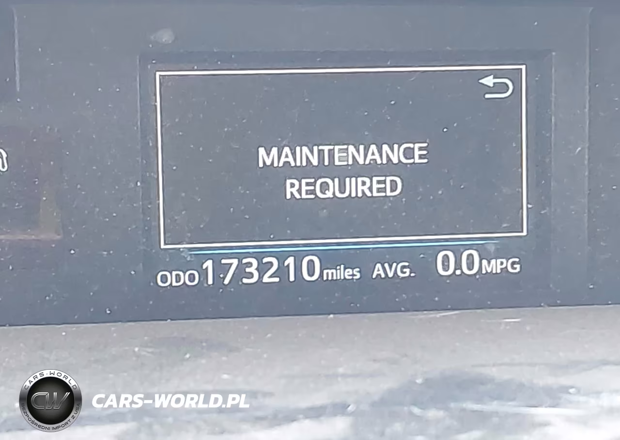 2017 Toyota Prius V Four VIN:JTDZN3EU1HJ062082 - 15