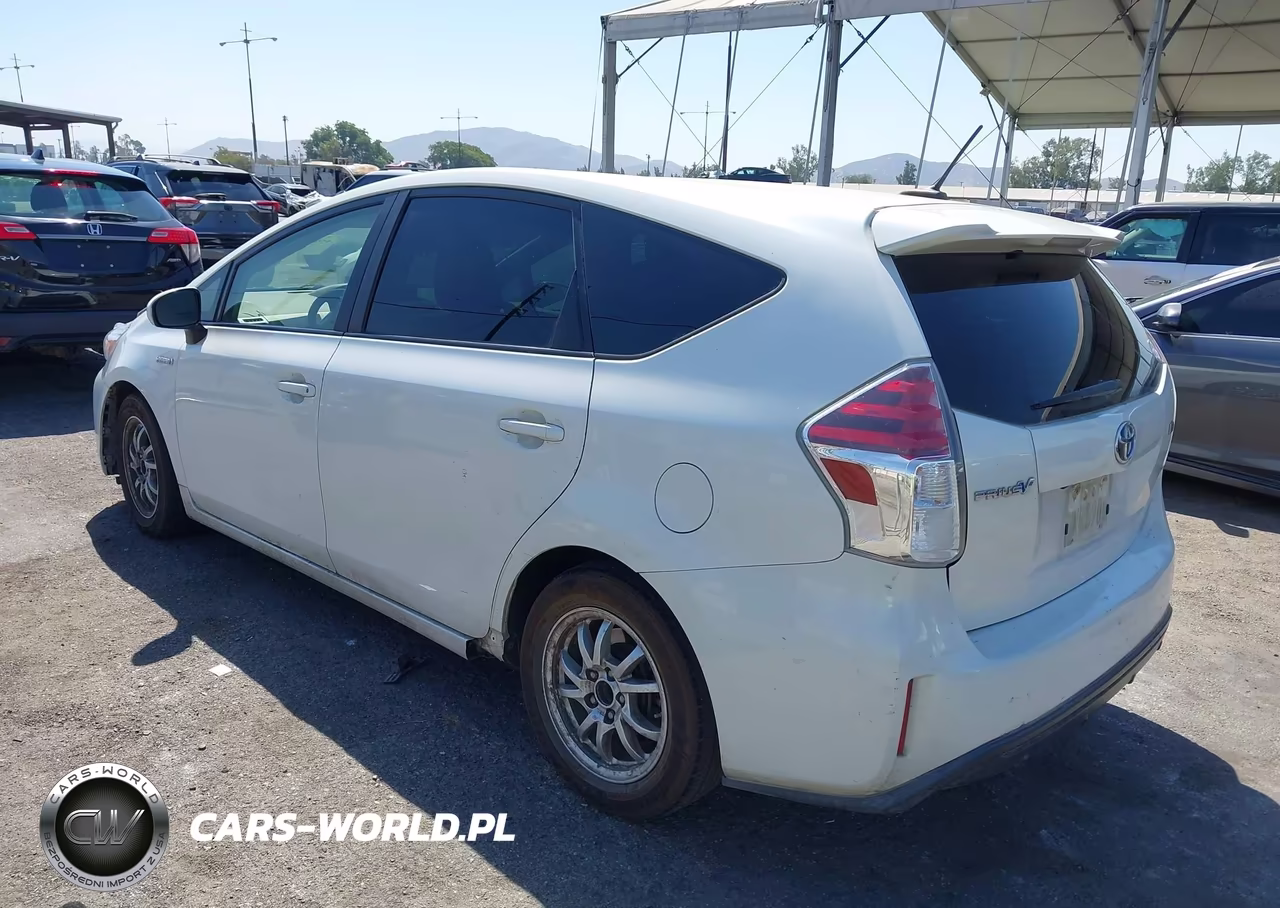 2017 Toyota Prius V Four VIN:JTDZN3EU1HJ062082 - 3