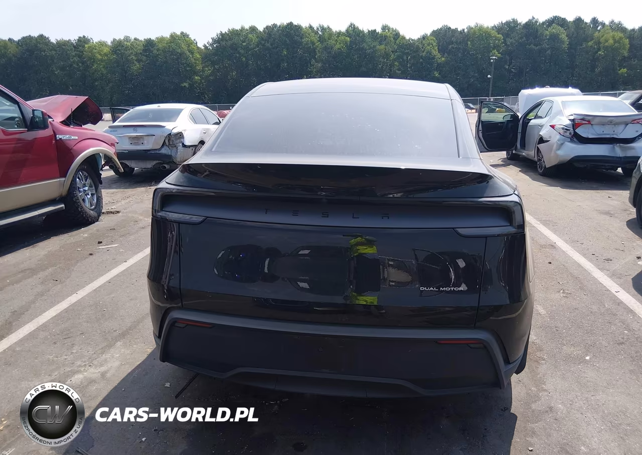 2026 Tesla Model Y All-Wheel Drive-Long Range Launch Series-Premium All-Wheel Drive VIN:7SAYGDEE2TA488402 - 14