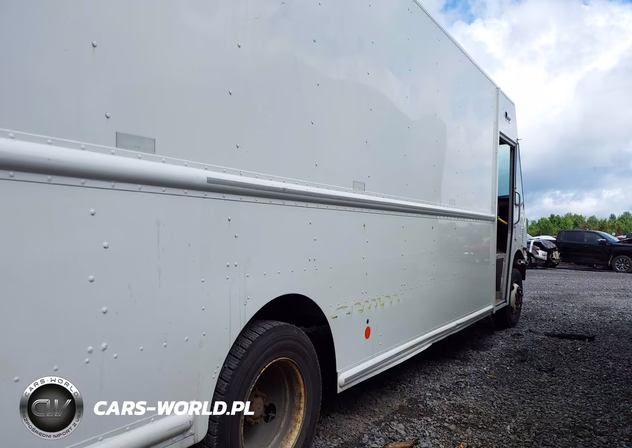 2012 Workhorse Custom Chassis Commercial Chassis W62 VIN:5B4MFG2E8C3448786 - 14