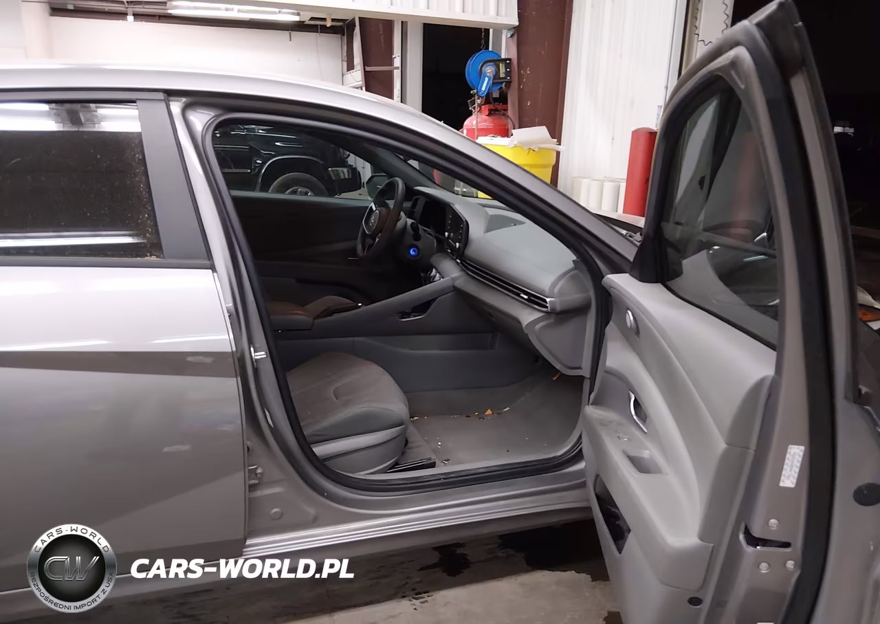 2023 Hyundai Elantra Se VIN:KMHLL4AG6PU475934 - 5