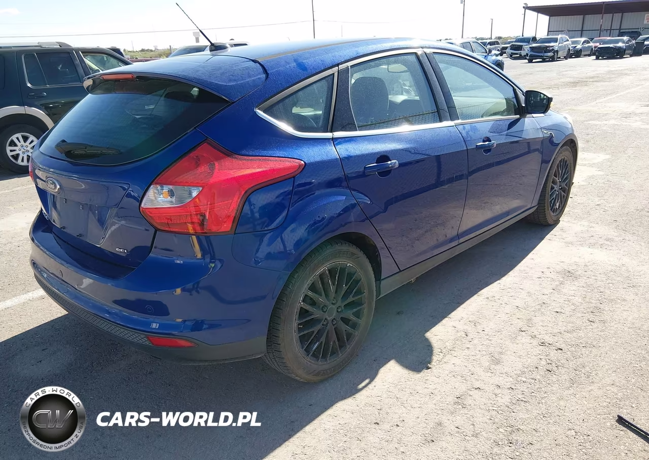 2012 Ford Focus Sel VIN:1FAHP3M20CL413864 - 4