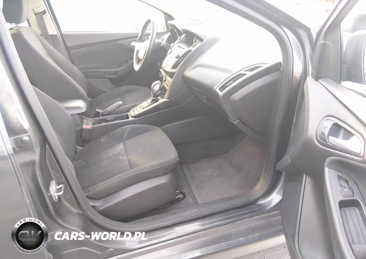 2015 Ford Focus Se VIN:1FADP3K27FL248756 - 5